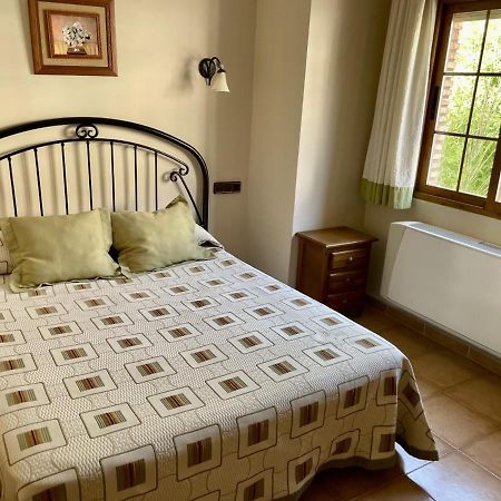 Apartamentos Margarita Arroyo Frio Eksteriør billede