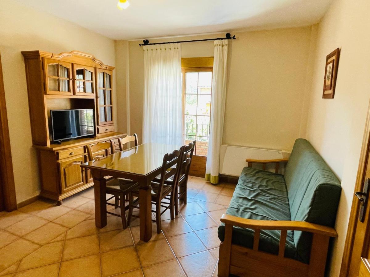Apartamentos Margarita Arroyo Frio Eksteriør billede