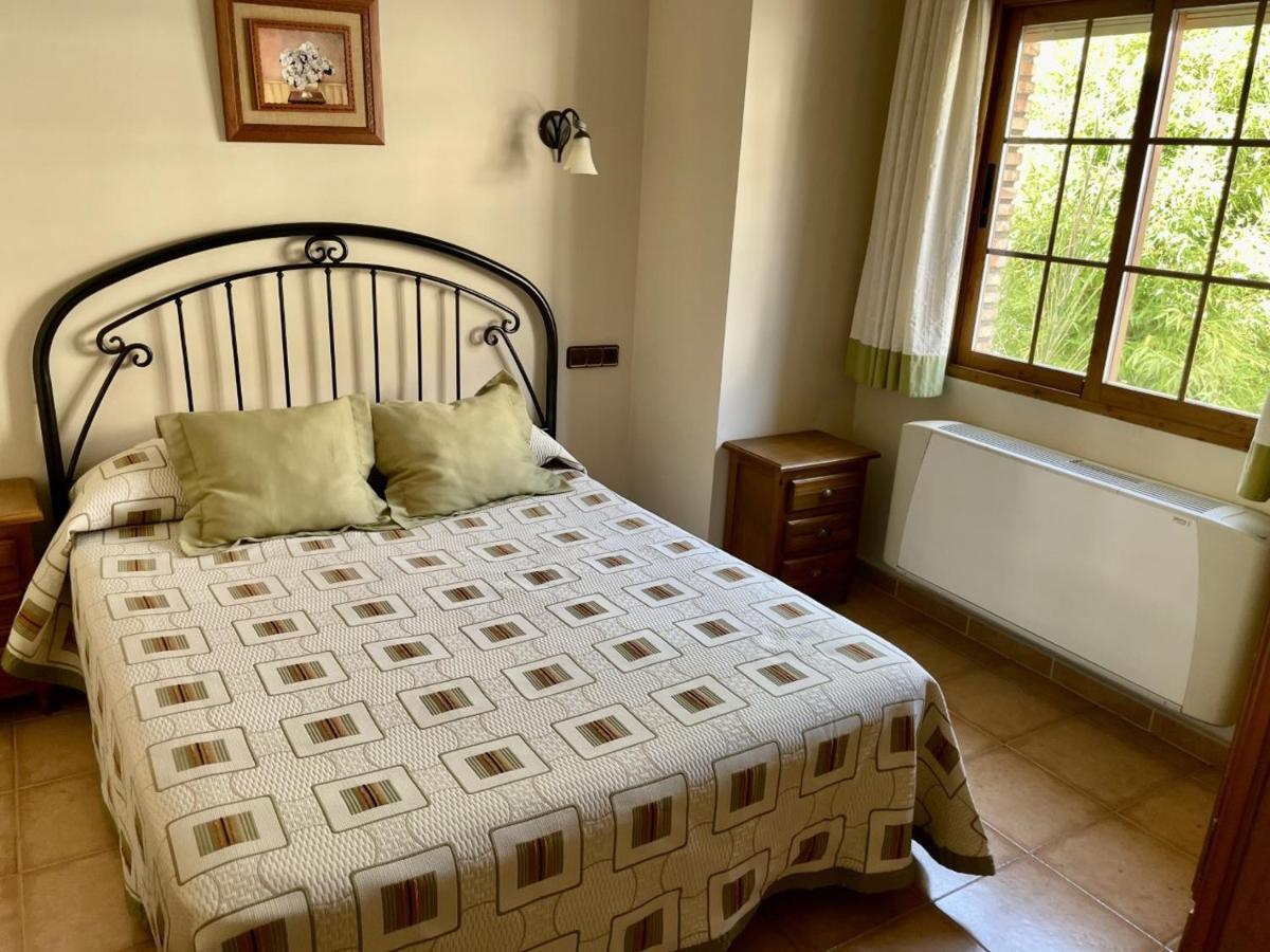 Apartamentos Margarita Arroyo Frio Eksteriør billede